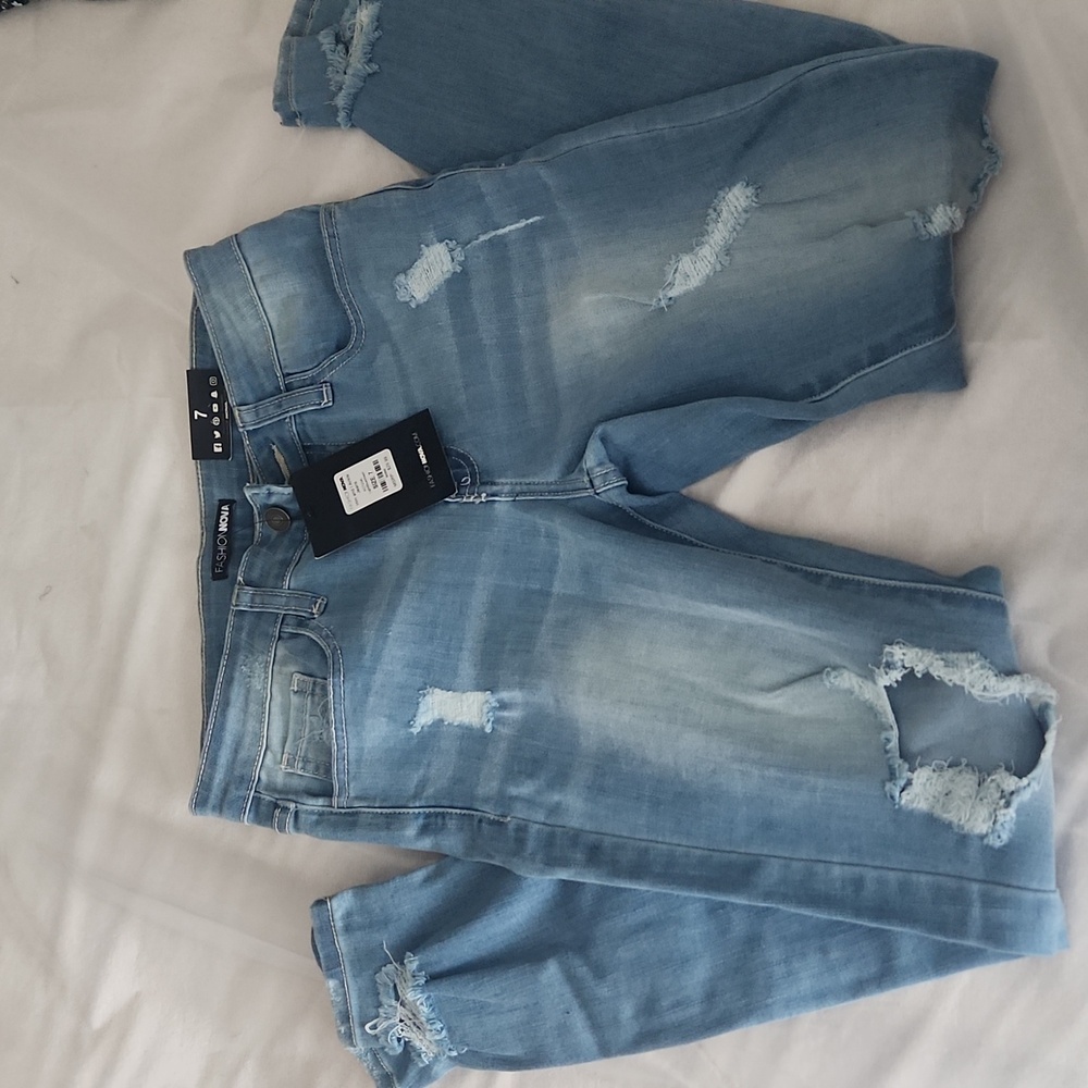 Fashion Nova High waisted Jeans